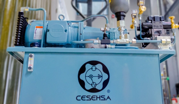 Unidad hidráulica y cilindros NACHI